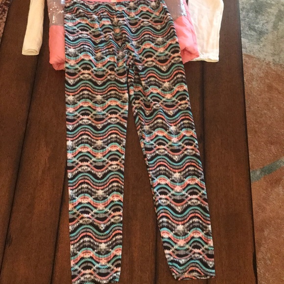 Girls 3 piece outfit - Picture 3 of 4